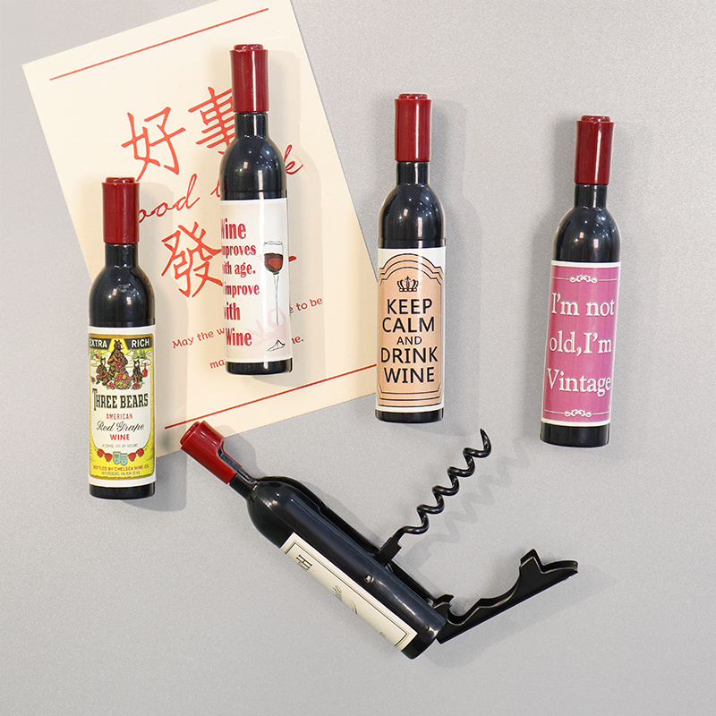 Mini butelka wina w kształcie  – Wine Beer Mini Fridge recenzja i cena
